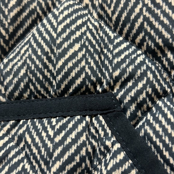 J. Crew | Herringbone Excursion Quilted Down Vest Winter L - Picture 6 of 12